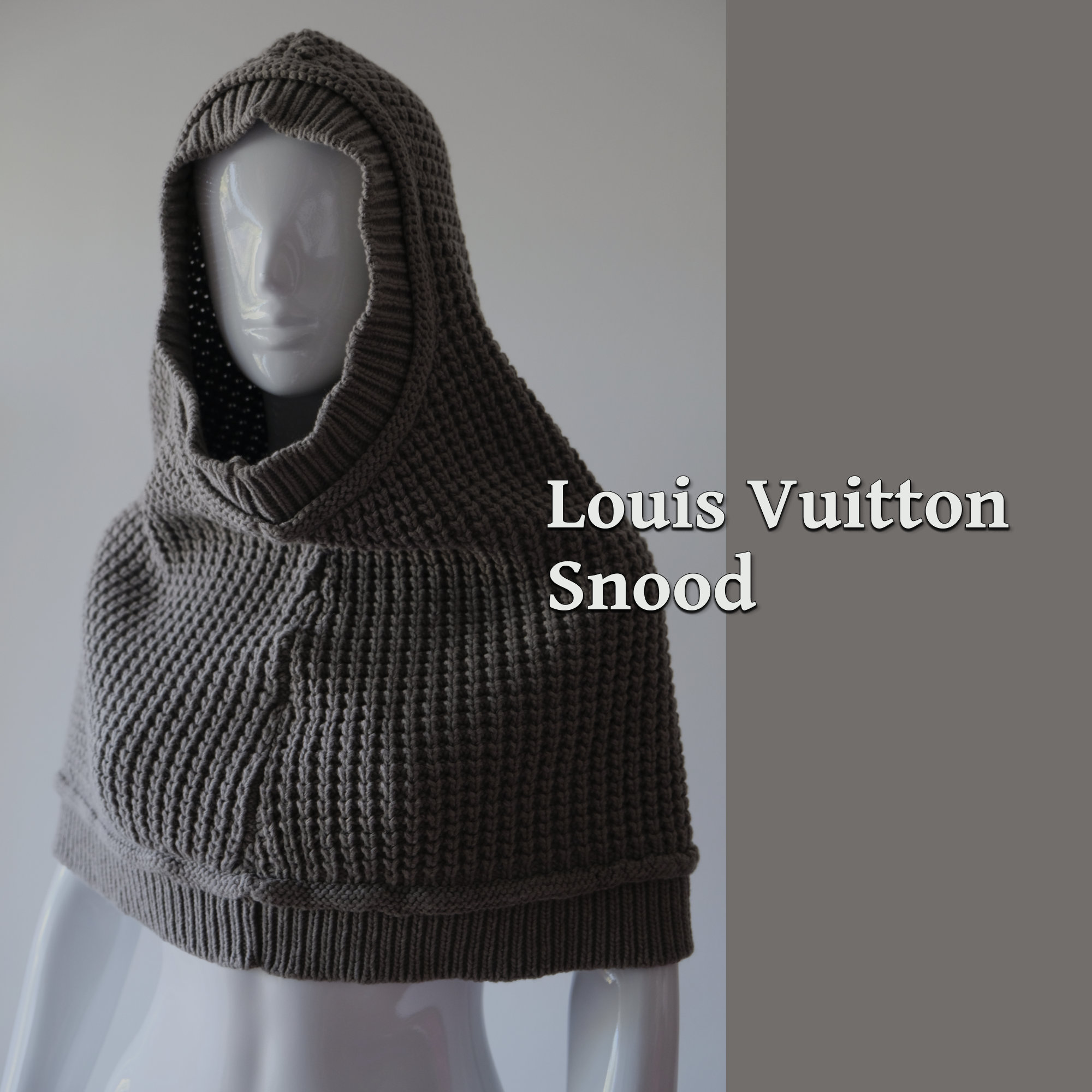 grauer bedruckter Schal von Louis Vuitton, €611, farfetch.com