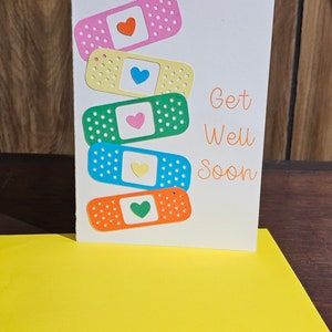 Leuke pleister beterschapskaart met envelop.
