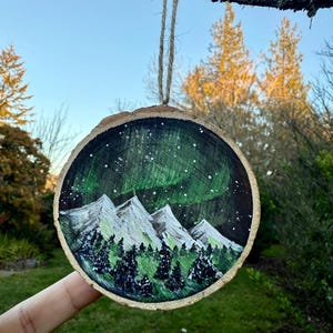 Weihnachtsschmuck. Nordlichter, Weihnachtsgeschenke, Handarbeit, Holzschmuck handbemalt