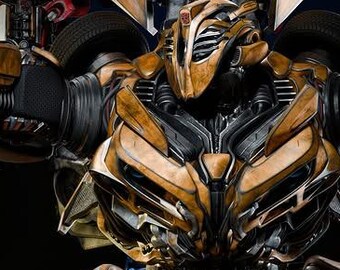 Bumble - The Yellow Jacket Speeder | Mech Sentinels by ZEZ Studios | 1:18 Scale Figure