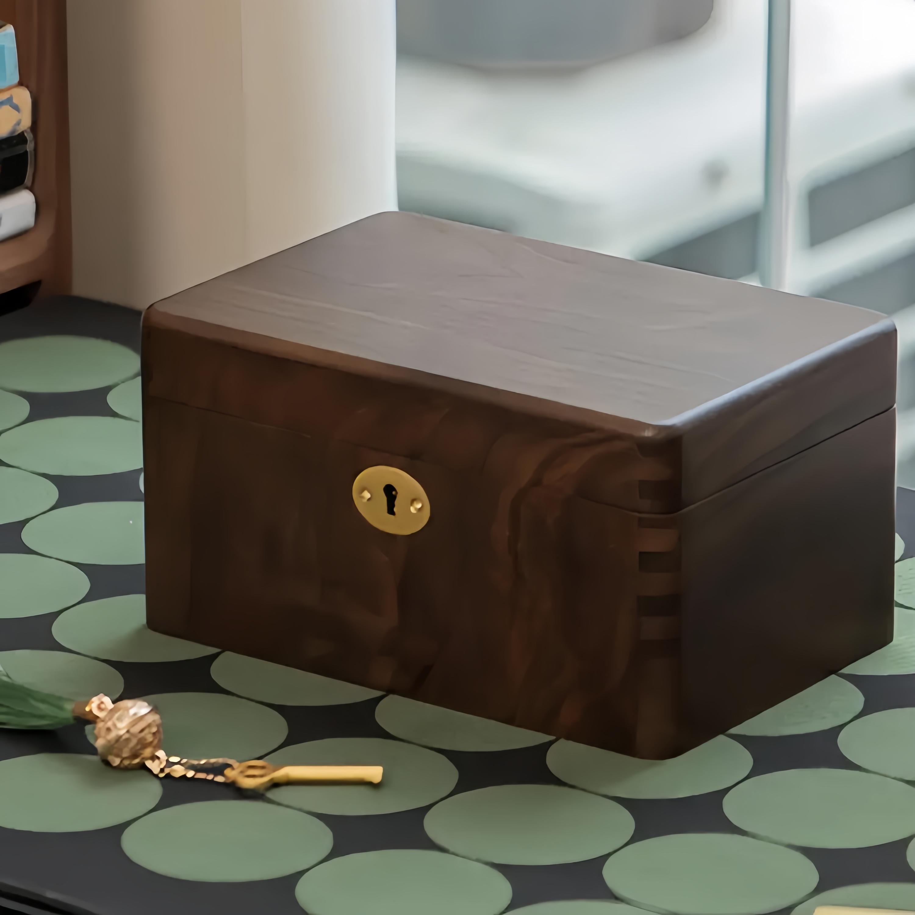 Luxury Wooden Jewelry Box with Lock & Key, Walnut Keepsake Storage Box,…
