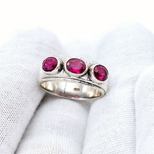 3 Ruby Stone Vintage Ring, Sterling Silver Ring, Ruby ring, Solitaire ring, Statement Ring, Wedding ring, Anniversary ring, Gift For Her.