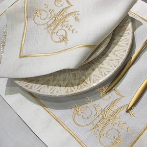 Personalisierte viktorianische Stil Großbuchstabe bestickte Stoff Serviette, Tischset und Tischläufer Set; Antike Alphabet-Stickerei; Geschenk