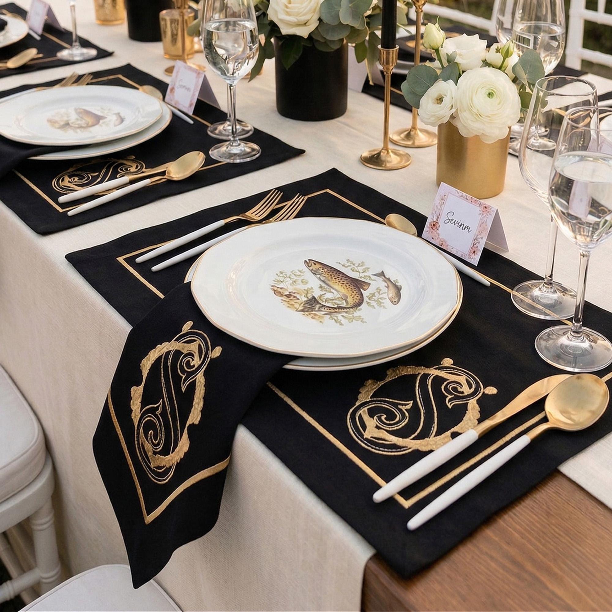 Table Monogrames Personalized Overlapping Monograms Embroidered Polyester Table Linen ...