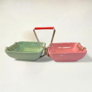 Ciotola per snack/ciotola per offerte di metà secolo in menta e rosa con manico in ottone degli anni &#39;50, realizzata in Germania