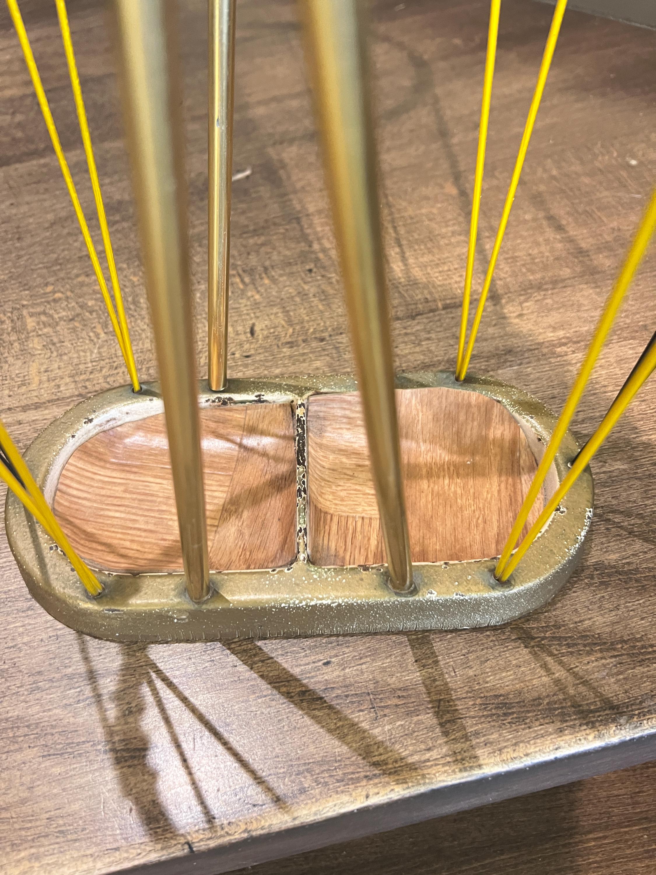 真鍮と鉄で作られたオリジナルのドイツ製ミッドセンチュリーモダン傘