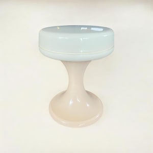 Vintage bathroom stool &quot;Tulip Stool&quot; by Emsa in white and beige. lightweight, compact design classic from the 1970s, made of solid plastic.