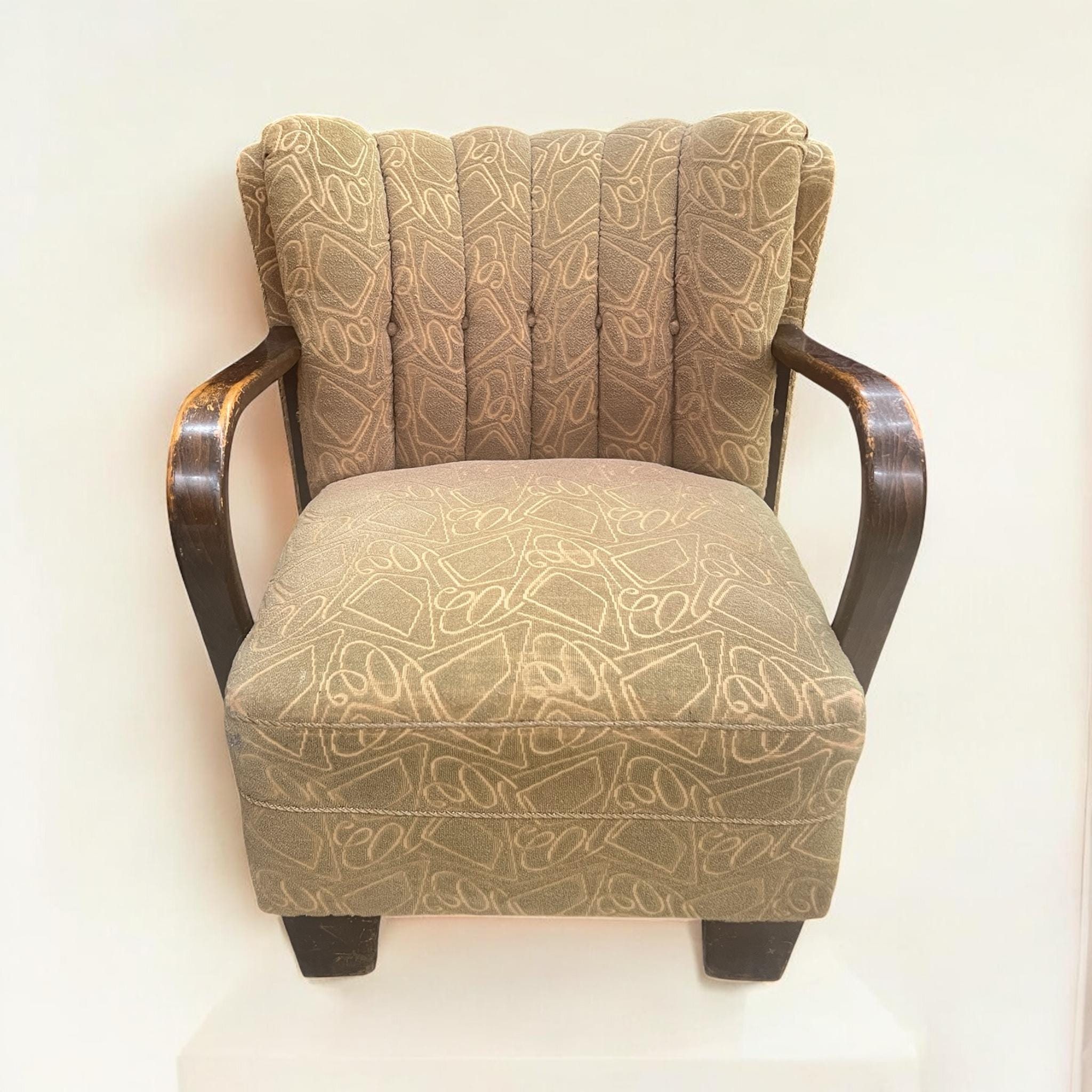 アールデコの曲げ木アームチェア - 曲げ木のアームレストと緑の錦織り