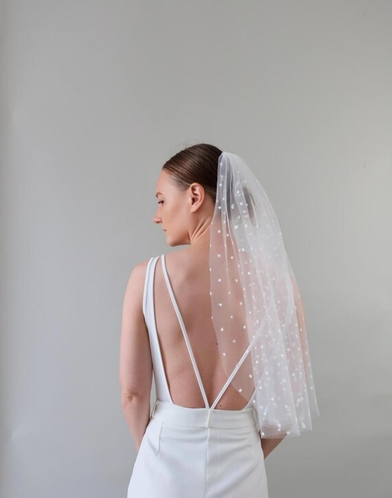 Elegant White Tulle Hair Veil S8c89a29595484729946df415bc7db  main image 4