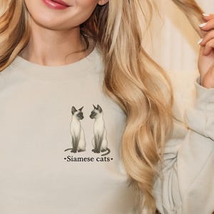 Siamese Cats Crewneck Sweater - Siamese Fan Shirt, Cat Sweatshirt, Cat Lady, Cat Breeder Shirt