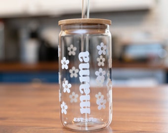 Mama Flower Design Glass Coffee Cup With Lid and Straw | Mama Glass Tumbler | 16oz Glass Tumbler | Aesthetic Glass Can
