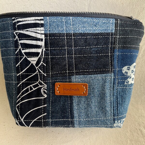 Trousse upcyclé  Trousse en patchwork  Trousse en jeans recyclé Trousse de rangement Pochette en patchwork upcyclé