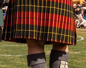 Scottish Men Kilt Traditional Highland 5 Yard Kilt For Men