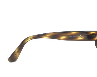 Chanel 5054 C.502/1 Brown Tortoise Rectangular Sunglasses  display picture 3