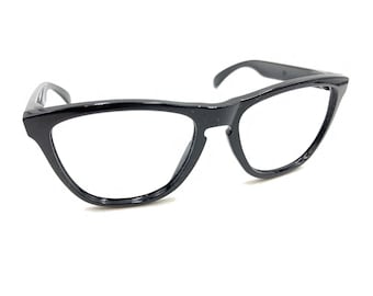 Oakley Frogskins Polished Black Sunglasses Frames 140 Designer Fashion Men Women