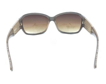 Dana Buchman WDB61SG02C Brown Gold Oversized Sunglasses  display picture 3