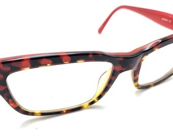 BCBG Linnet Sand gold Red 53-16-135 Eyeglass Frame Gold Red‎ H17660 BCBG Linnet Sand Gold Red 53-16-135 Eyeglass Frame Gold Red  main image 2