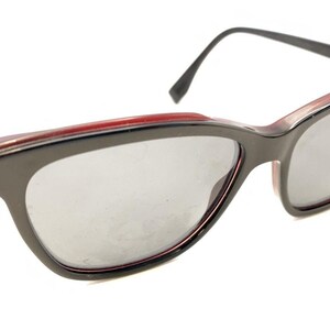 Fendi FF 0251 807 Black Red Cat Eye Round Sunglasses 140  display picture 1