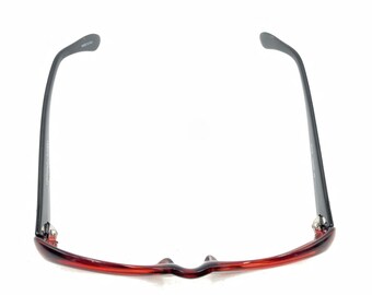 Donald J Pliner 124432 Black Translucent Dark Red Sunglasses  display picture 1