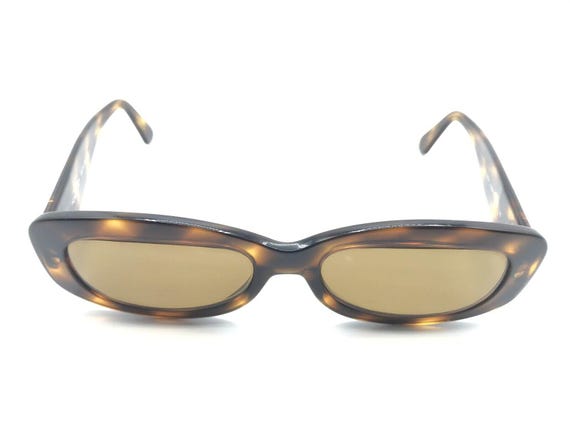 Chanel 5014 c.502/93 Brown Tortoise Shell Rectangular Sunglasses with Case VTG Chanel Tortoiseshell CC Monogram Sunglasses Brown Gold Details main image 2