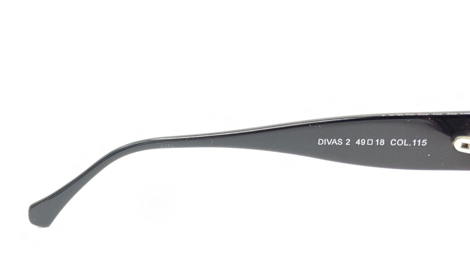 Face A Face Paris Divas 2 Col.112 Black White Sunglasses‎ Gray Lens 49-18 H13874 FACE A FACE GLITCH 2 Sunglasses | Select Eyewear main image 2