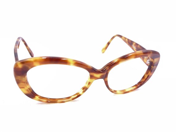 Elegant Jean Lafont Tortoise Shell Sunglasses Lafont® Retro Round Sunglasses - EuroOptica™ main image 3