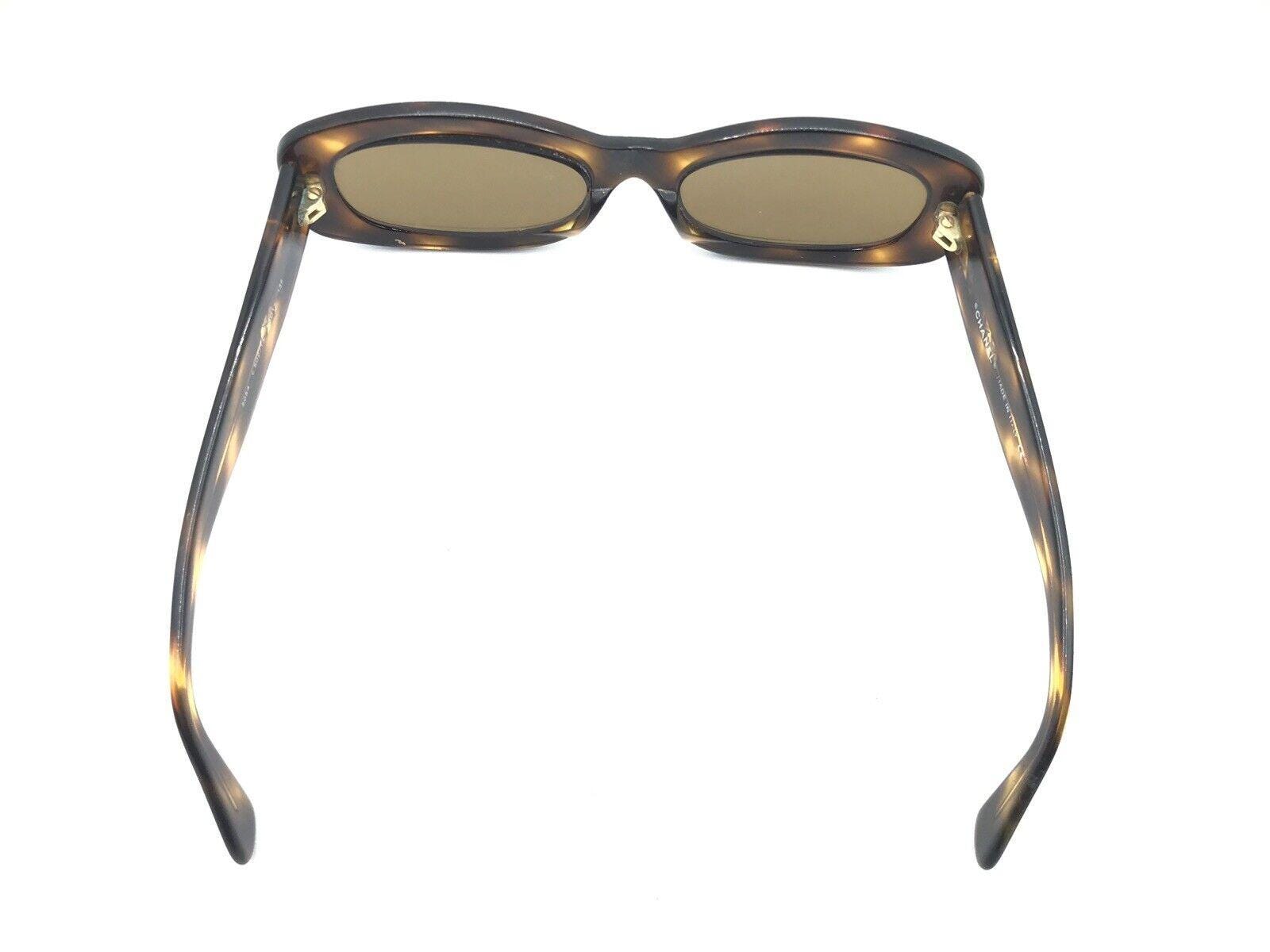 Chanel 5054 C.502/1 Brown Tortoise Rectangular Sunglasses  display picture 1