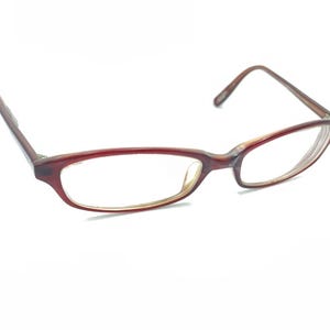 Oliver Peoples Maria SHA Rubinröda Rektangulära Glasögonbågar 49-16 135 Designer