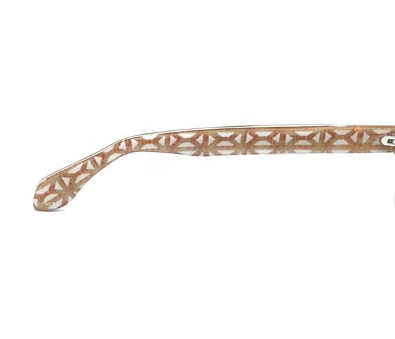 Stella & Dot Miramar Sunglasses Stella & Dot Miramar Sunglasses with Case – The Saved Collection main image 3