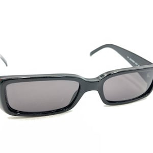 Gucci GG 2450/S E5W Black Green Red Stripes Sunglasses Gray Lens