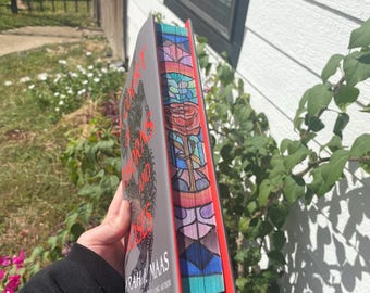 A Court of Thorns and Roses Fore Edge Painting