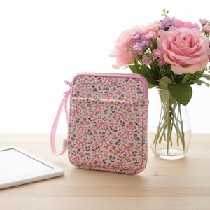 eBook Reader Tasche aus Neopren – bunte Hülle für Kindle & Tolino, gepolstertes Sleeve mit Blumenmuster, florale Schutzhülle , Geschenkidee