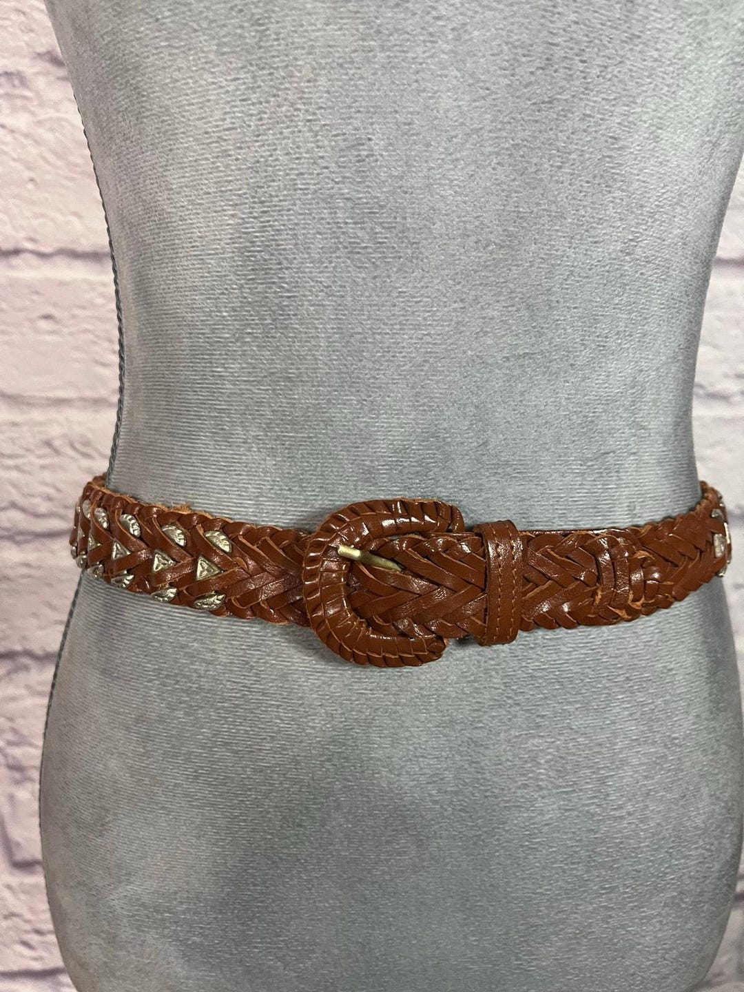 Vintage 90’s leather horse heart belt 🐎