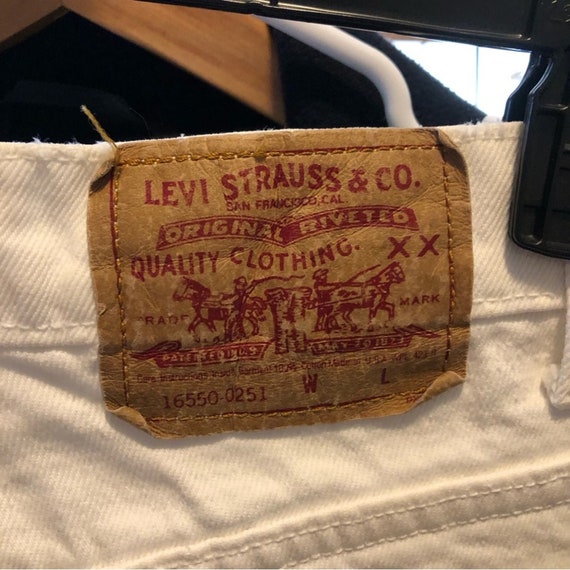 Vintage Levi’s Denim Shorts - image 5