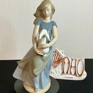 Lladro NAO &quot;Country Girl with Rabbit&quot; #0762