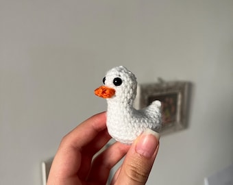 Patrón de amigurumi de pato de goma a crochet: Guía fácil para principiantes (PDF)