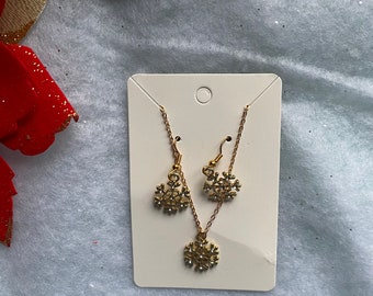 Snowflake Necklace and Earrings Set, Christmas Jewellery, Jewellery Gift Set, Winter Jewellery
