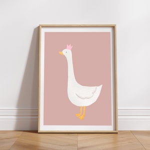 Arte de pared de ganso tonto, cartel de ganso rosa pastel, arte de pared de vivero de ganso tonto, impresión de moda para niños, cartel de animales de granja ganso reina rosa suave