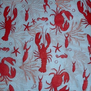 Crabs lobsters and other sealife beverage size paper napkin