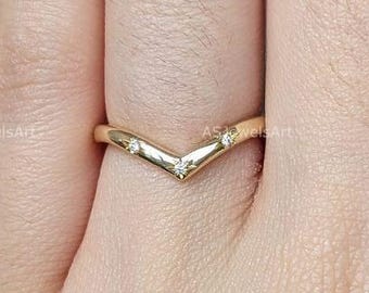 14k Gold V Shape Chevron Lab Diamond Ring: Minimalist Stackable Wedding Band Dainty Curved Ring