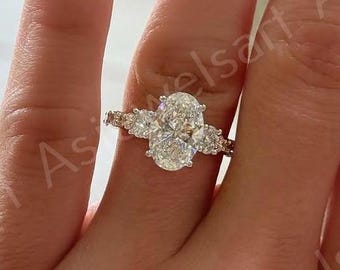 2.5CT IGI Certified Lab Grown Oval Diamond Engagement Ring: Hidden Halo, Pavé Band