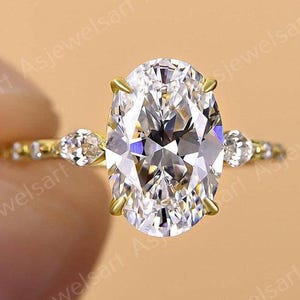 4 CT klassischer Vintage-Stil Ovalschliff Moissanite Ring, Solitaire Diamant Ring im Ovalschliff, Wunderschöner Versteckter Halo-Jubiläumsring, Weißgoldring