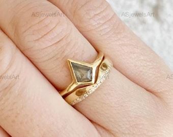 Pave Diamond Curved Wedding Band, 14k Solid Gold Chevron Ring, V Shaped Thick Band, Unique Nesting Ring, Handmade