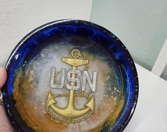 Cuenco artesanal de resina con diseño de jefe de la marina / Diseño de ancla y hojuelas de oro