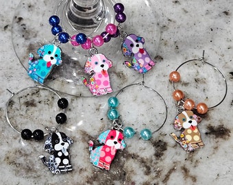 Encantos de vino para perros