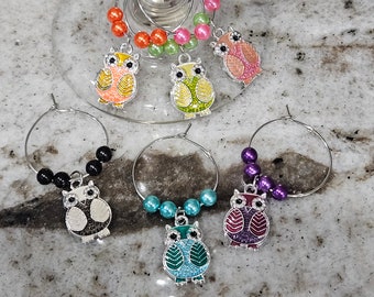 Juego de 6 amuletos de vino con forma de búho