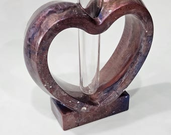 Handmade Resin Heart Propagation Vase | Plant Cutting Tube | Unique Bud Vase | Decorative Plant Lover Gift