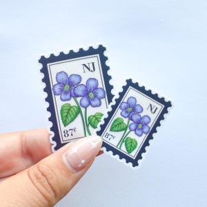 Pegatina de violeta azul de Nueva Jersey / Sello botánico de la flor estatal de inspiración vintage / Pegatina para portátil