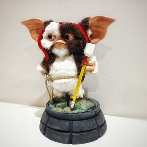 Figurine Gizmo Rambo à fourrure de 26 cm, jouet imprimé 3D inspiré des Gremlins, statue en peluche Gizmo réaliste, cadeau pour les fans de Mogwai image 4