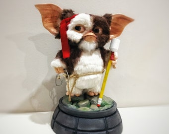 Figurine Gizmo Rambo à fourrure de 26 cm, jouet imprimé 3D inspiré des Gremlins, statue en peluche Gizmo réaliste, cadeau pour les fans de Mogwai